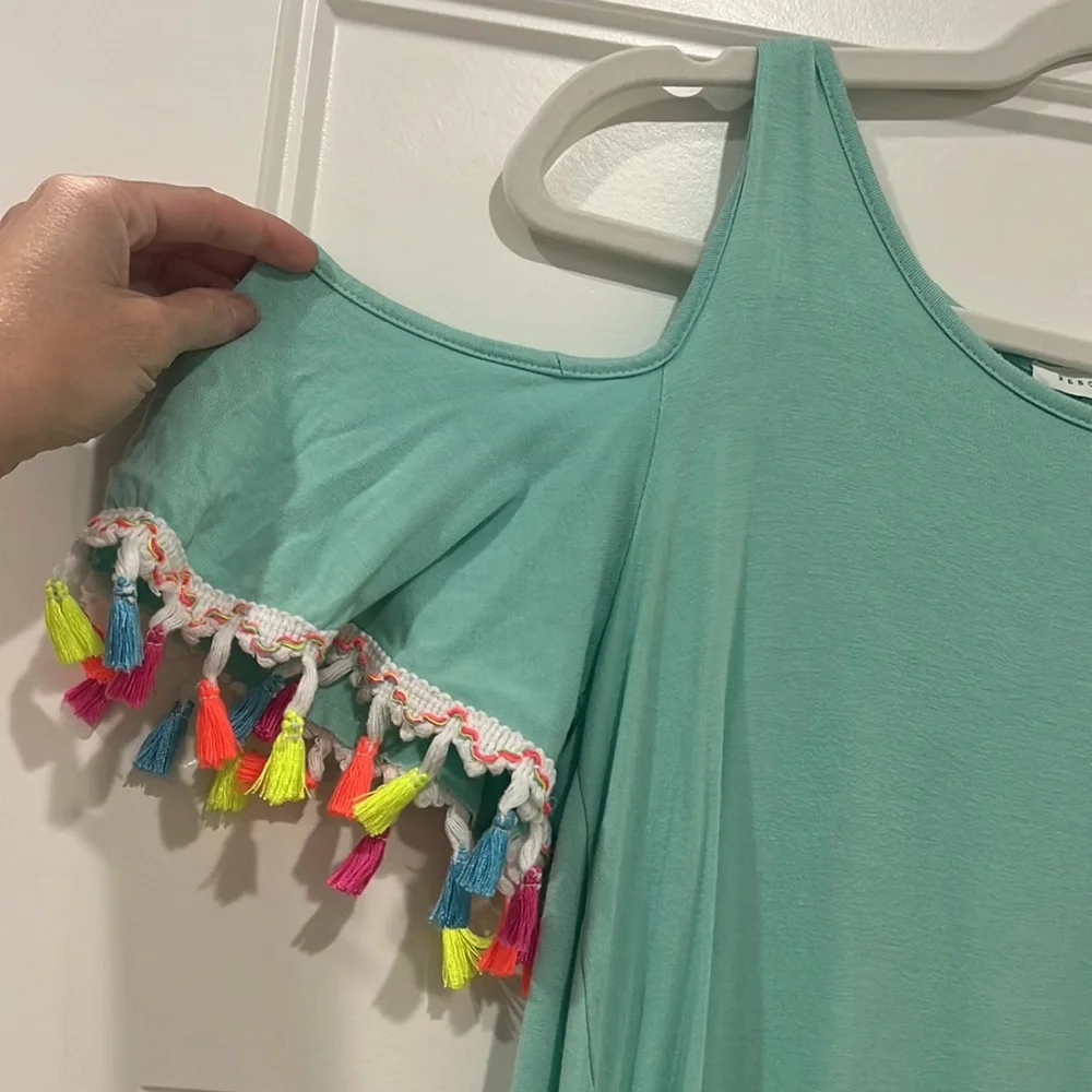 Spring Top - Picture 2 of 2